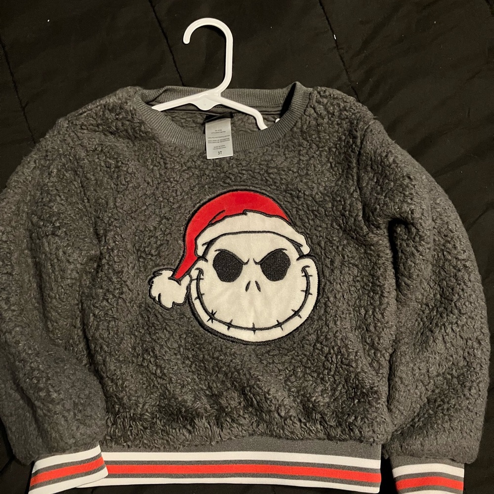 Gray Fuzzy Sweater with Santa Skull Design